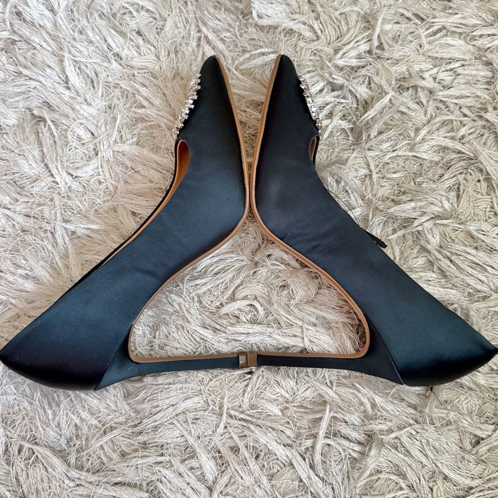 NWOB Express Dark Green Satin Rhinestone Embellished Pointed Toe Pumps Sz 9 - Picture 7 of 9